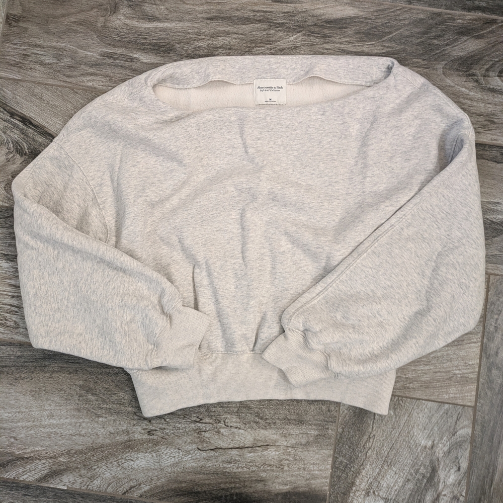 Abercrombie & Fitch Sunday Off-Shoulder Light Gray Sweatshirt